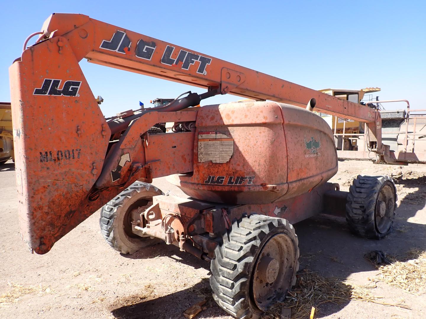 JLG 600A